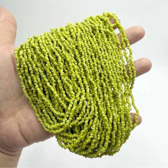 Vintage Glass Beaded 1927 Coin Multi-Layered Statement Necklace - Picture 7 of 8